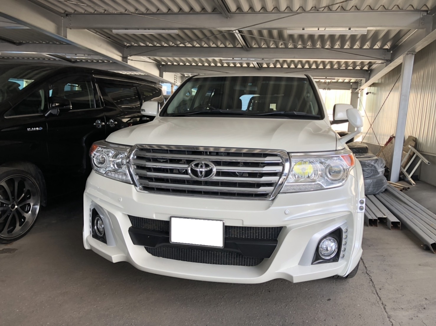 5月14日(火)本店ブログ★ランクル200 4.6AX 4WD☆26年車!4.5万キロ♪ 社長が東京へ~ ランクル ハマー アルファード _b0127002_19455375.jpg