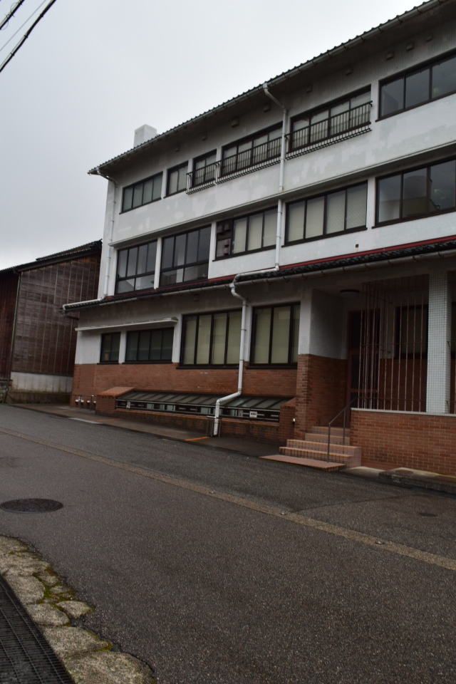 金沢市西町教育研修館(昭和モダン建築探訪)_f0142606_16324131.jpg