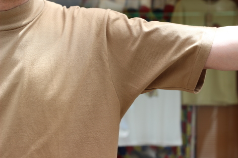 「norbit」ワンランク上のベーシックTee \"MOCK NECK HALF SLEEVE T-SHIRTS\" ご紹介_f0191324_08290400.jpg