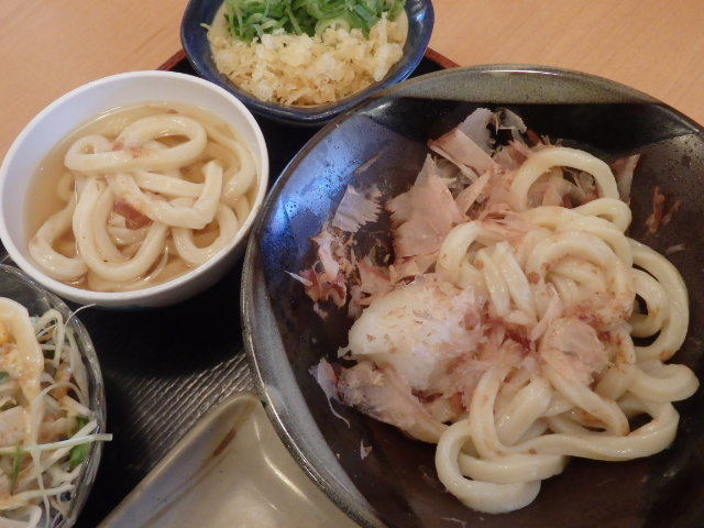 讃岐製麺　　　　　　　　　箕面半町店_c0118393_09350244.jpg