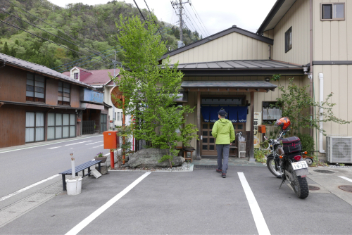 天界の村を歩く２ 関東山地 南牧川_d0147406_20075250.jpg