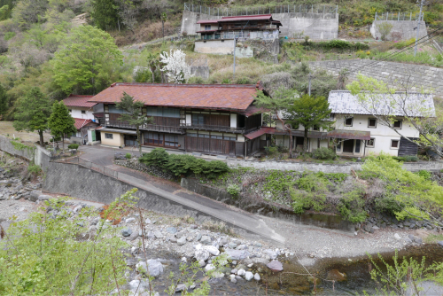 天界の村を歩く２ 関東山地 南牧川_d0147406_20514856.jpg