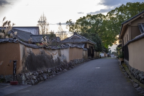 夜明け前からの街歩き_c0168815_01003089.jpg