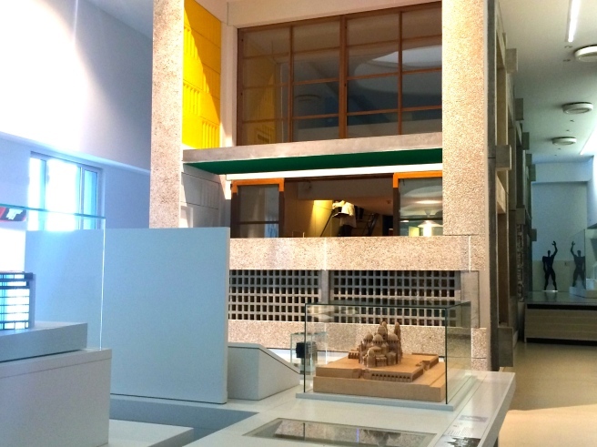 ユニテ・ダビタシオンをパリで見る! @建築文化財博物館 〜 cité de l\'architecture et du patrimoine_a0231632_03402729.jpg