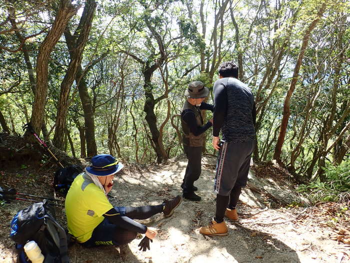 鎌ヶ岳登山。_a0049296_08384414.jpg