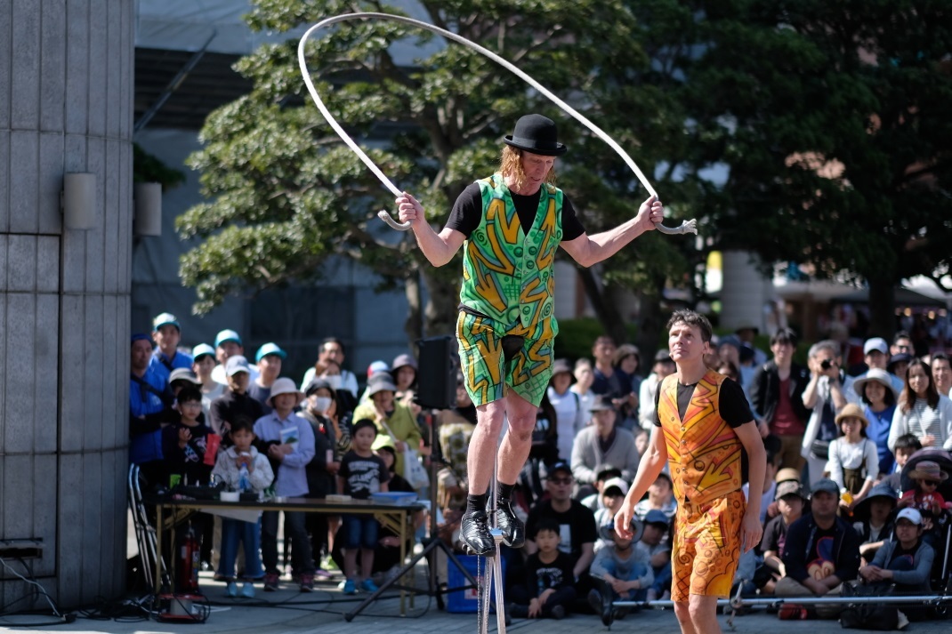 ひたち国際大道芸　＜６>　The Flying Dutchmen Fromカナダ＆オランダ　２０１９・０５・１１_e0143883_20172746.jpg