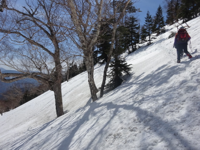 残雪の燧ヶ岳　柴安嵓の雪の壁　直登が凄かった_b0124306_16205945.jpg