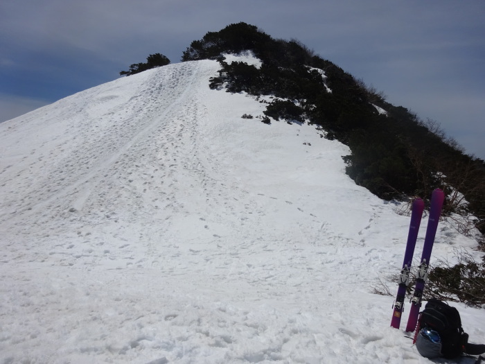残雪の燧ヶ岳　柴安嵓の雪の壁　直登が凄かった_b0124306_17383070.jpg