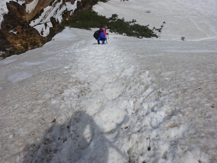 残雪の燧ヶ岳　柴安嵓の雪の壁　直登が凄かった_b0124306_23352698.jpg