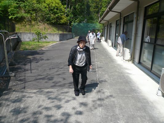 5/13　朝の散歩_a0154110_09275815.jpg