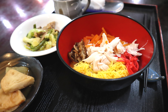 お食事 ~ 鹿児島名物! 鶏飯 ~_e0222340_1539982.jpg