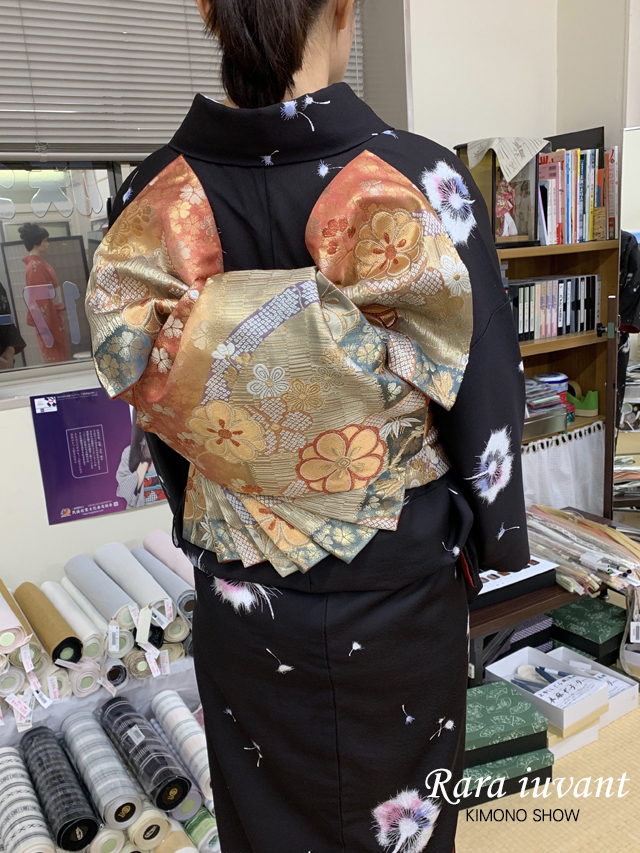 着物ショーに行ってきました_b0345658_21122670.jpg