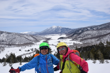 2019年4月28日快晴の尾瀬至仏山を滑る_c0242406_14262440.jpg