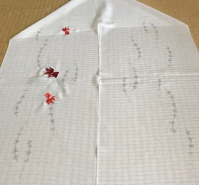 令和初の葵祭・雪花絞+朝顔帯+金魚帯留・帯揚。_f0181251_17440408.jpg