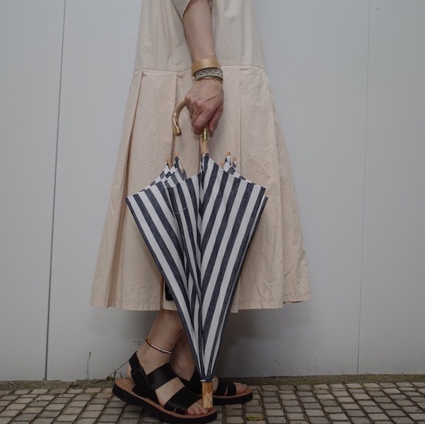 ストライプとパラソル_d0364239_20034588.jpg