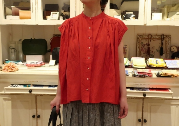Hermaphrodite の夏の大人カジュアルで・・・_c0227633_17491426.jpg