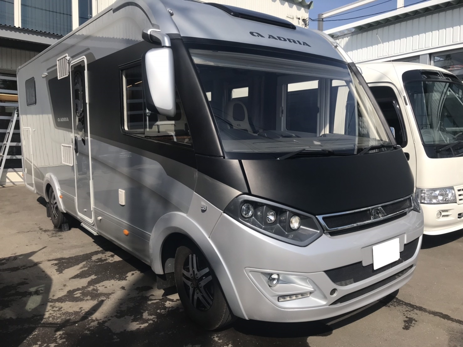 5月18日(土)LX450I様&ハイゼット社様&ダイナトラックH様納車|д゚)♪ ランクル ハイエース ヴェルファイア♡TOMMY♡_b0127002_19103683.jpg