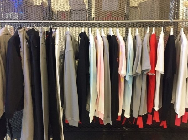 平成最後のヨーロッパ買い付け後記１４　ベルリンで今一番イケてるところ？？　入荷032c、VIER ANTWERP　新品です。_f0180307_22190979.jpg
