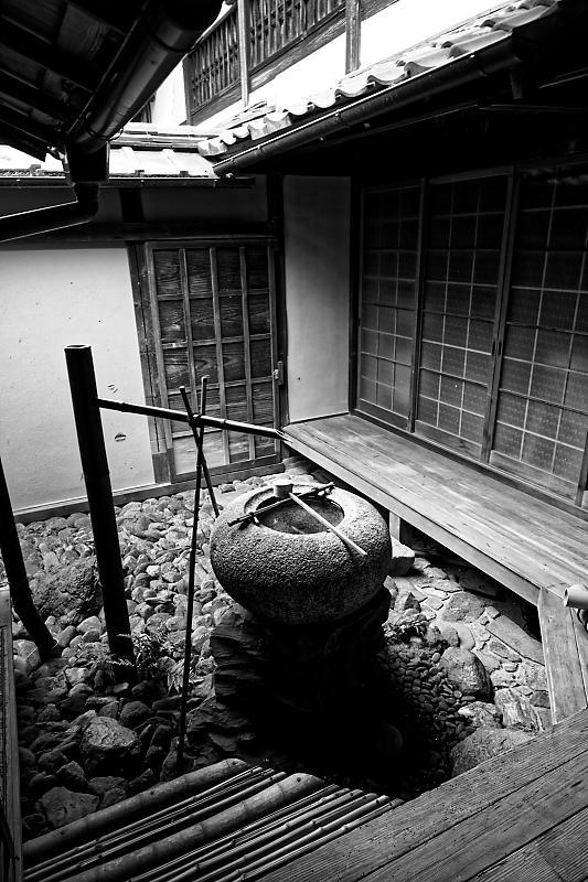 初夏の花巡り・霧島躑躅@妙心寺 大雄院_f0032011_21413380.jpg