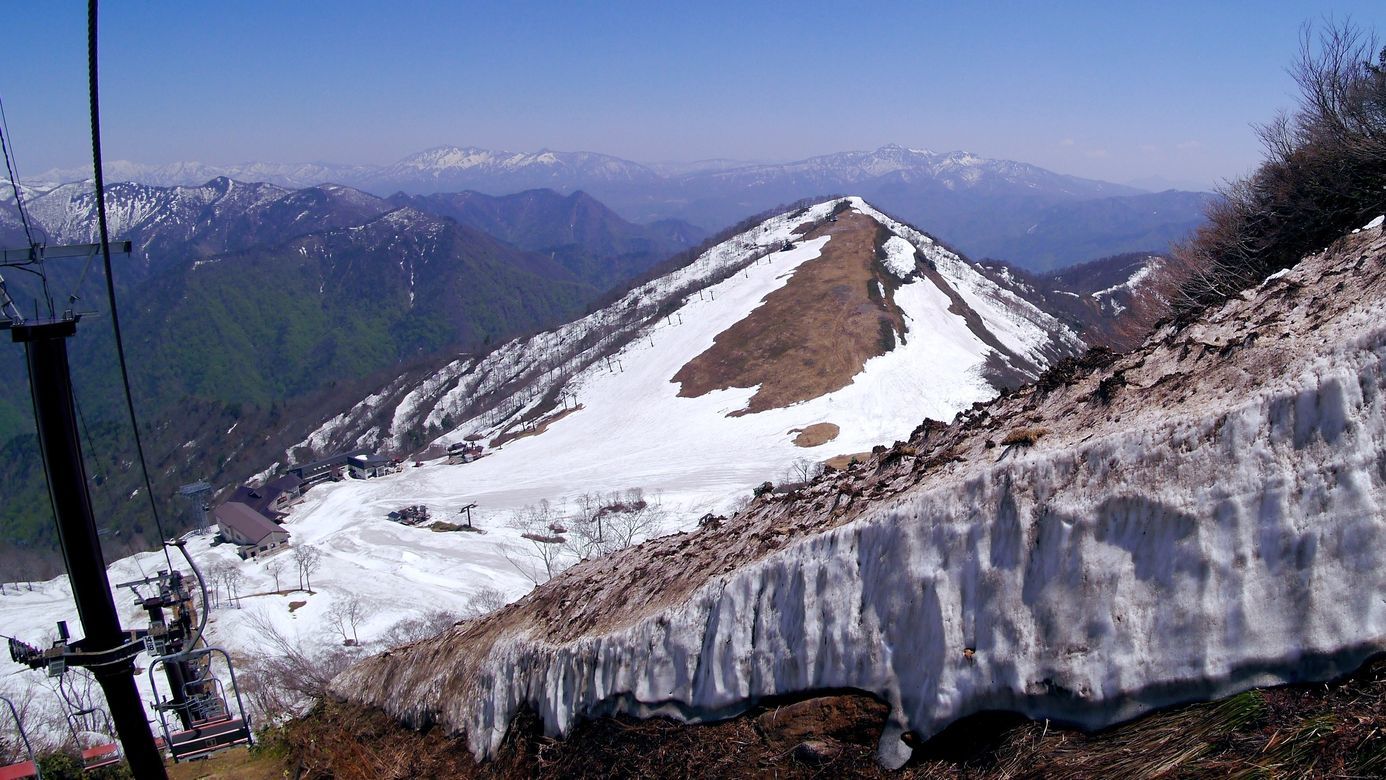 前人未到の雪原を征く！・・・天神平・高倉山ゲレンデ♪_a0031821_21313813.jpg