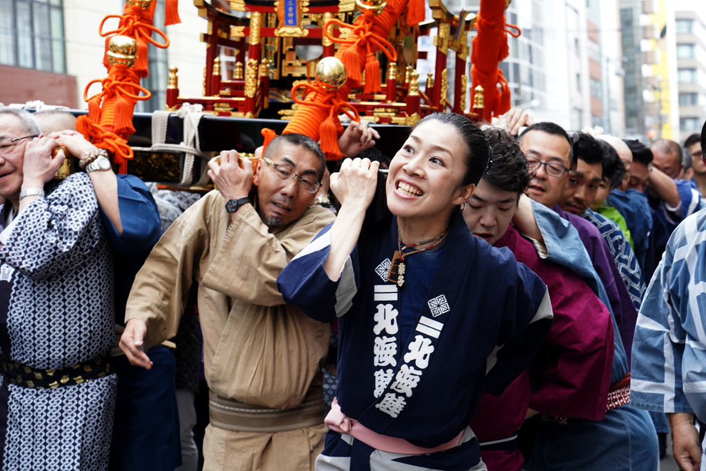 三吉神社例大祭２_b0399744_08485270.jpg