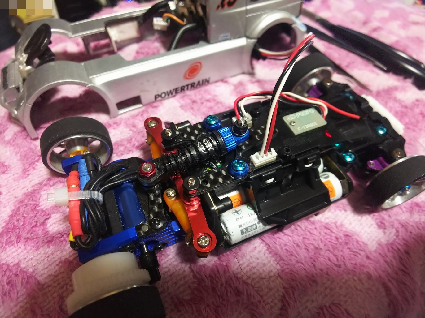 ミニッツ レーシングトラック基板交換とMR－03VEをEVO