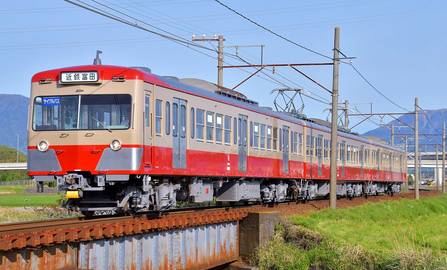 西武鉄道社紋　黄色の下に赤電塗装入り 西武鉄道社紋 黄色の下に赤電塗装入り 西武鉄道社紋