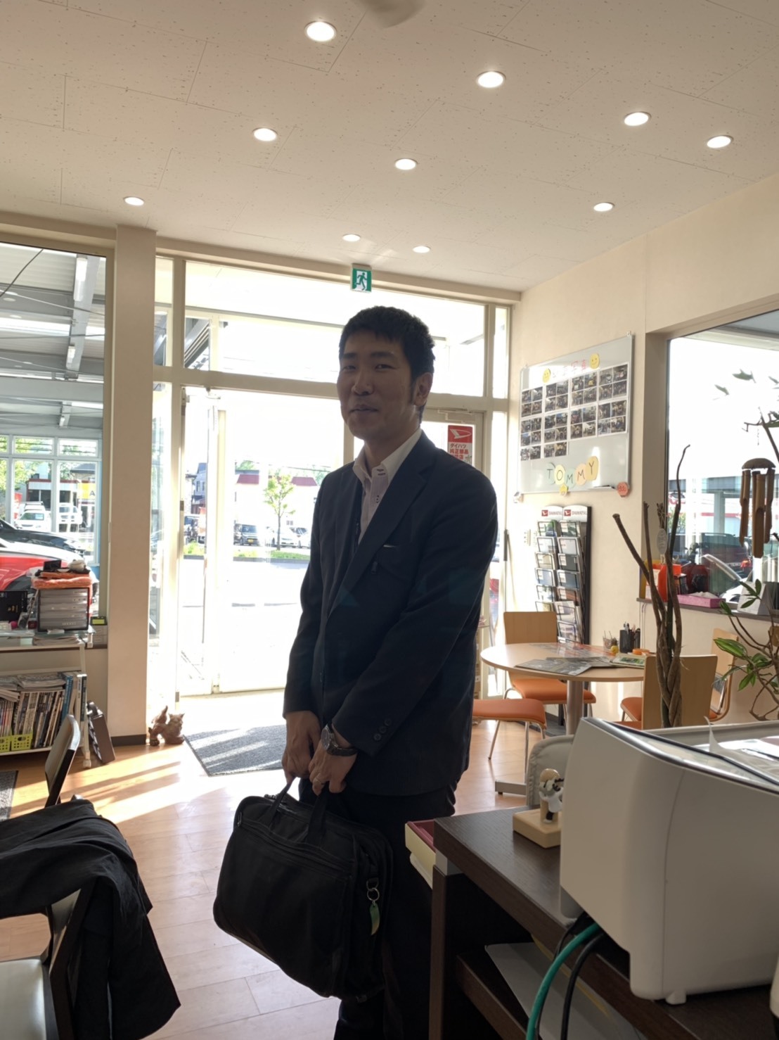 5月19日(日)☆ランクル200あります(^^) レクサス ハマー ベンツ ランボルギーニ★TOMMY★_b0127002_19260087.jpg