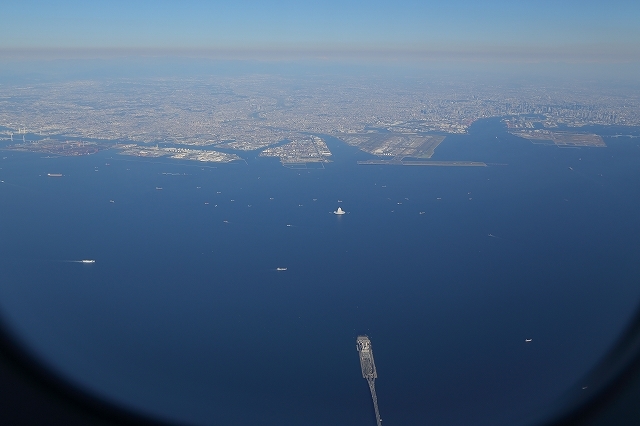 空撮（海ホタル　→　横浜　→　富士山）_b0291402_07152921.jpg