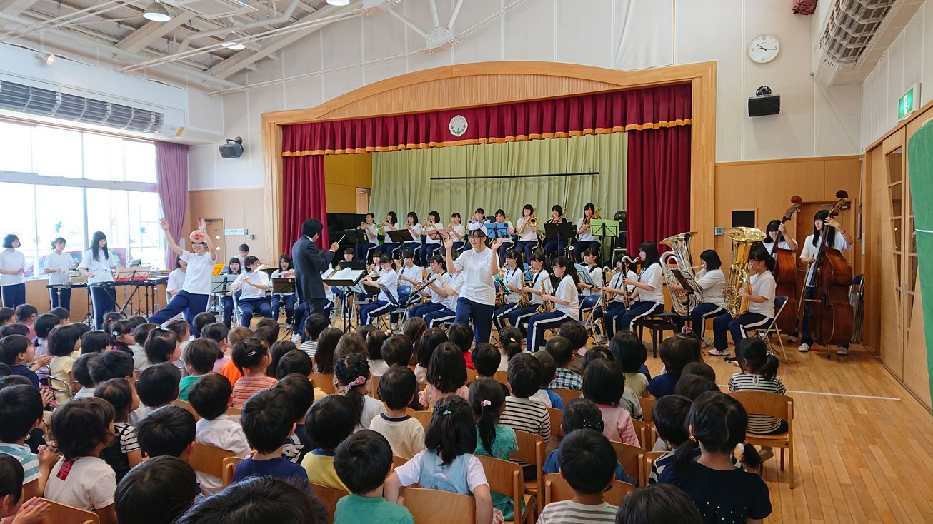 東北文教大学付属幼稚園 山形城北高等学校吹奏楽部 東北文教大学付属幼稚園 山形城北高等学校吹奏楽部
