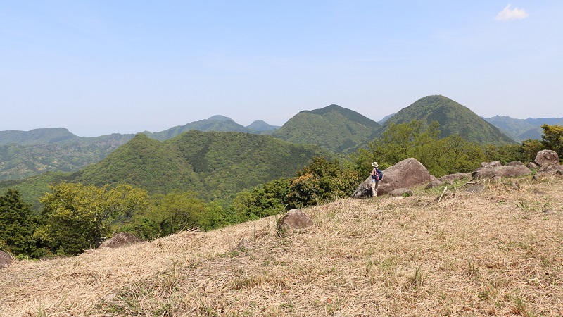 今年は亥年だから？「猪群山（いのむれさん）458.2ｍ」～ストーンサークル＃1_c0366392_16484432.jpg