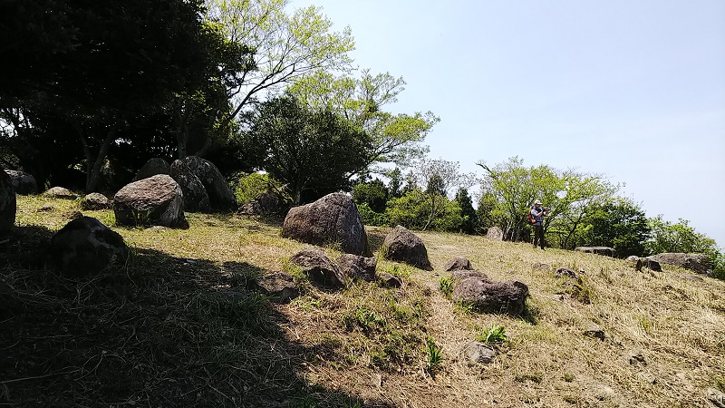 今年は亥年だから？「猪群山（いのむれさん）458.2ｍ」～ストーンサークル＃1_c0366392_16495540.jpg