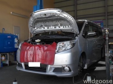 エスクァイア 車検整備中(/゚∇゚)/_c0213517_15060109.jpg