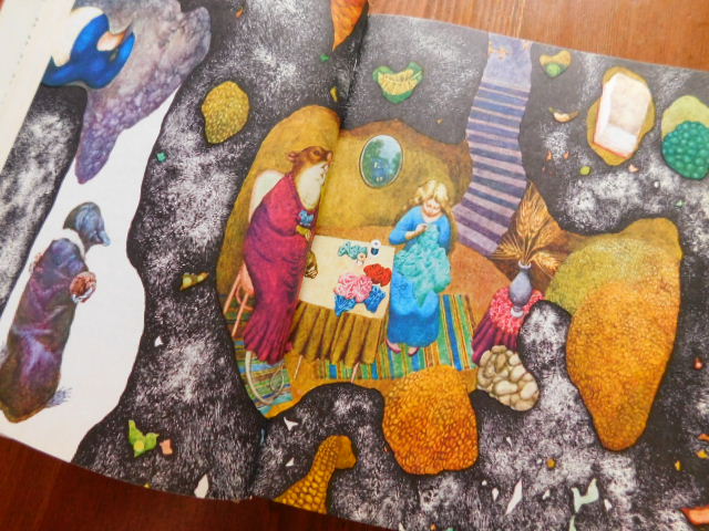 Book:アルビン・ブルノフスキー画のアンデルセン童話集_c0084183_1041458.jpg