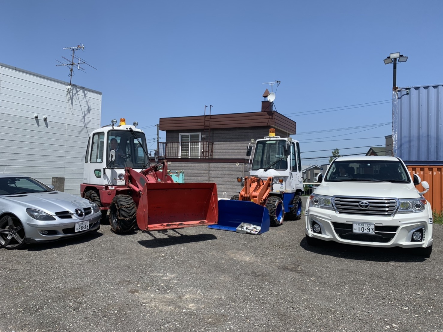 5月22日(水)本店ブログ♪ 希少!!!ランボルギーニ ウルス お問合せ下さい!! ランクル ハマー アルファード_b0127002_19280079.jpg