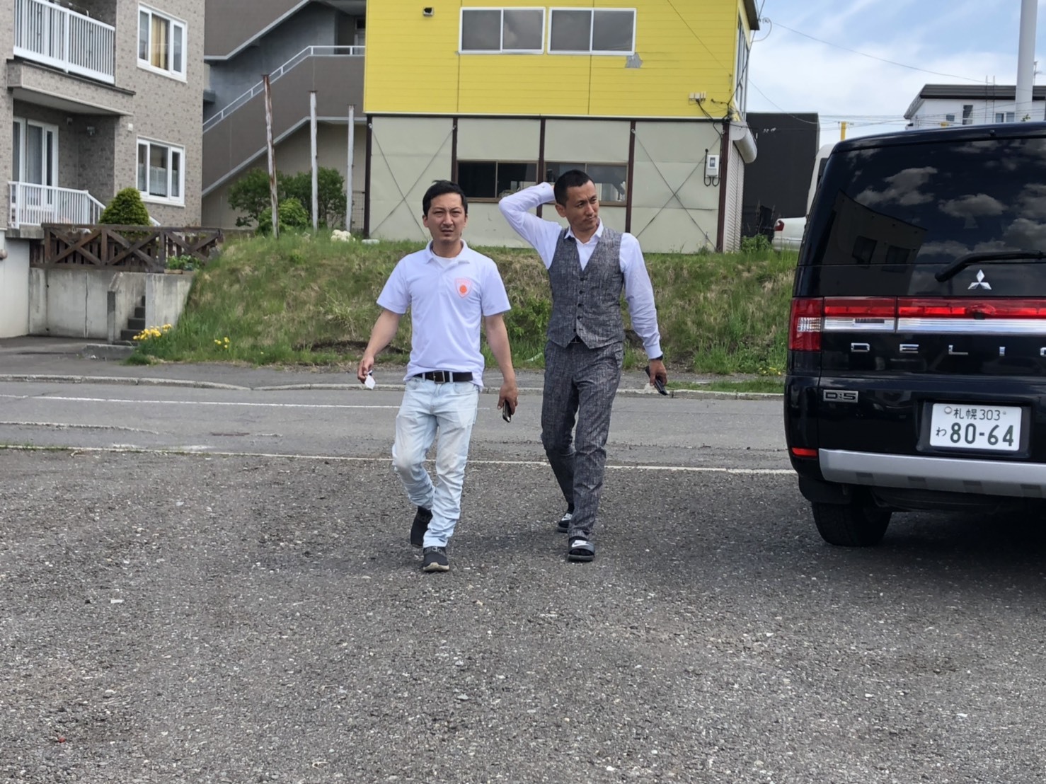 5月22日(水)本店ブログ♪ 希少!!!ランボルギーニ ウルス お問合せ下さい!! ランクル ハマー アルファード_b0127002_19312872.jpg