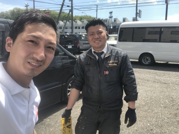 5月22日(水)本店ブログ♪ 希少!!!ランボルギーニ ウルス お問合せ下さい!! ランクル ハマー アルファード_b0127002_19474275.jpg