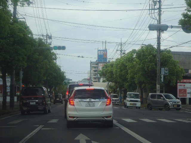 f0373109_06445012.jpg