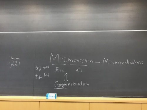 f0054677_08514511.jpeg