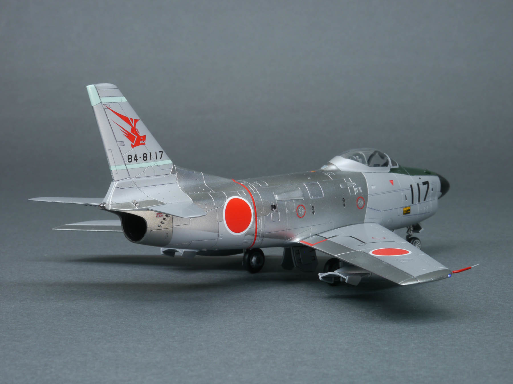 ハセガワ 1/72 F-86D セイバードッグ 航空自衛隊 完成品_c0065927_01353298.jpg