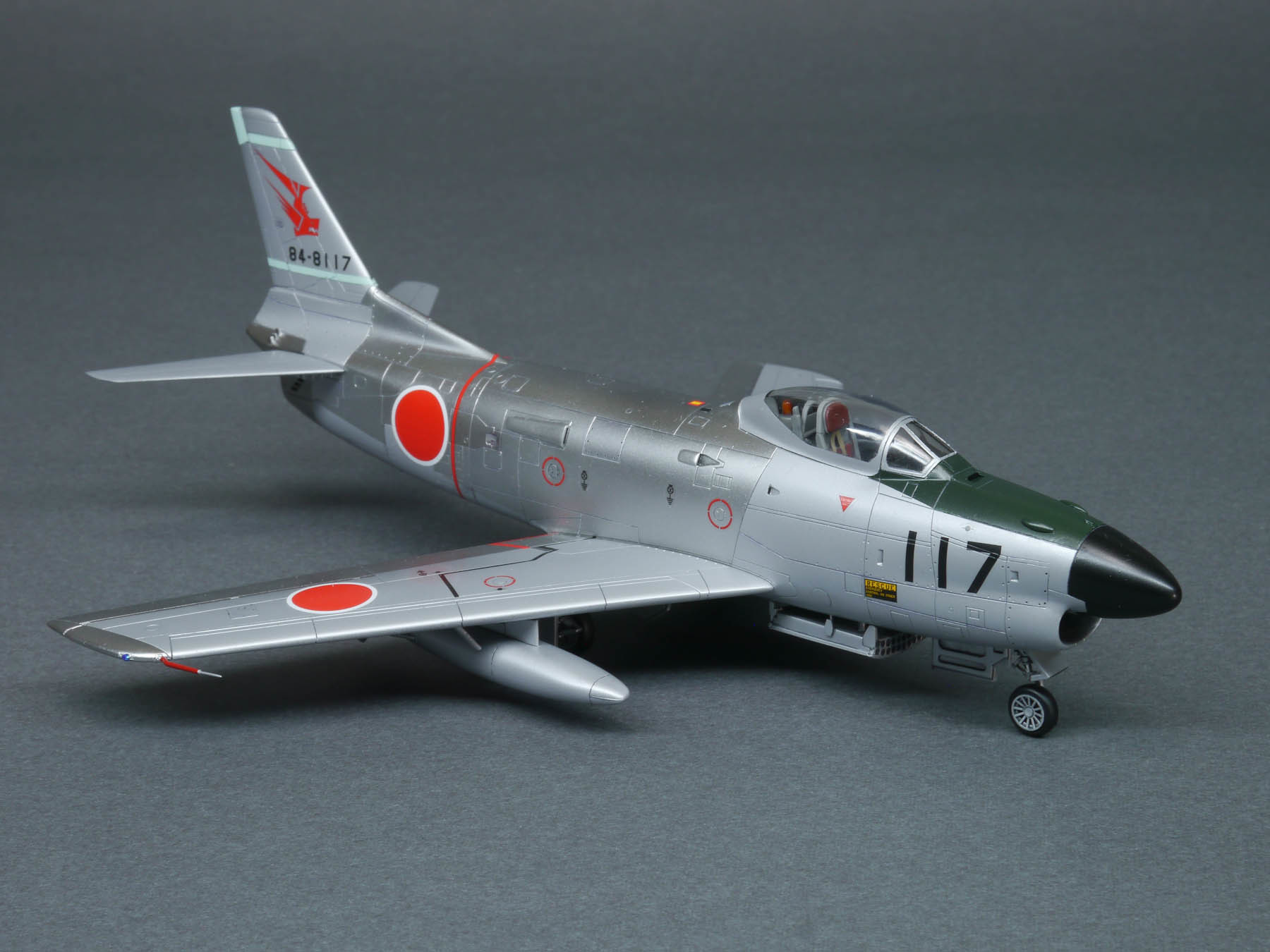 ハセガワ 1/72 F-86D セイバードッグ 航空自衛隊 完成品_c0065927_01354078.jpg