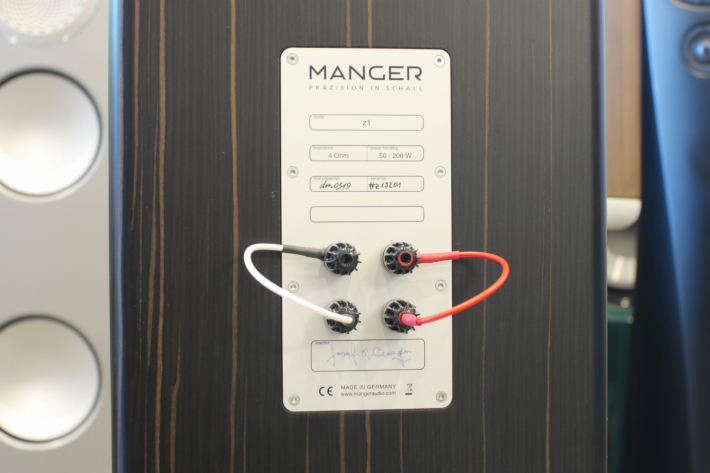 MANGER『z1』を鳴らしてみる_e0404728_15393459.jpg