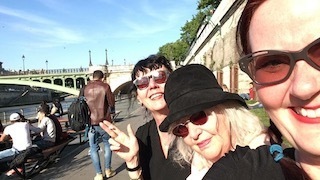 b0396150_08471336.jpeg