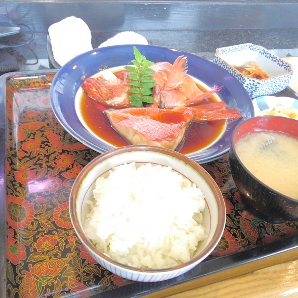 美味すぎた金目鯛の煮付け。。。_b0210688_10311648.jpg