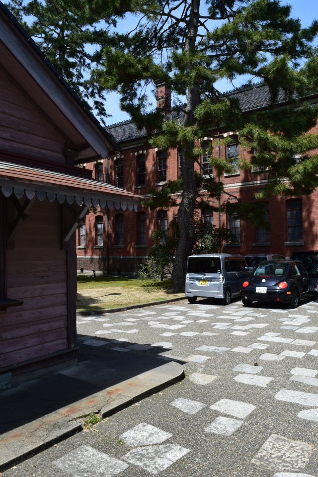 金沢市広坂の石川四高記念文化交流館(明治モダン建築探訪)_f0142606_11182379.jpg