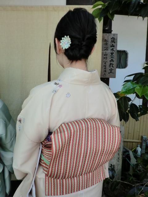 落ちついたお着物とヘアアレンジと。_f0173908_12293841.jpg