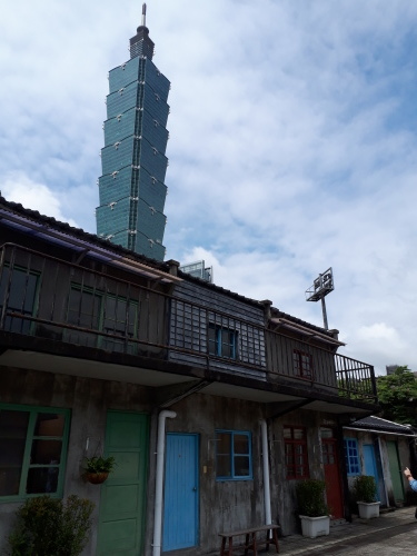 c0223019_22375090.jpg