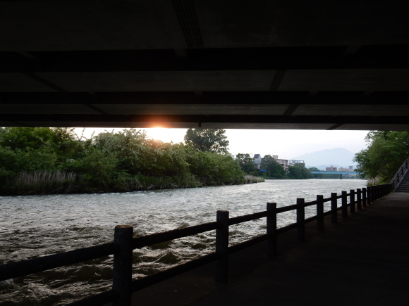 夕涼みの北上川ベリ_c0025115_21412083.jpeg