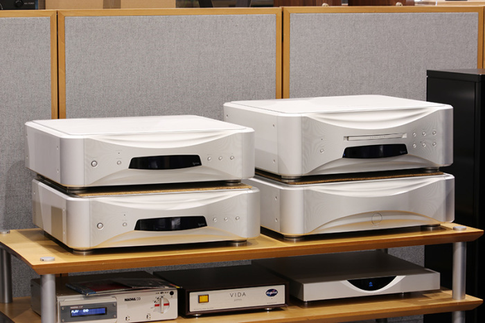 新入荷USED品のご紹介(2019/5/26現在)_e0404728_16450951.jpg