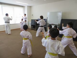 日曜空手　屯田教室　新琴似･新川教室_c0118332_13564092.jpg